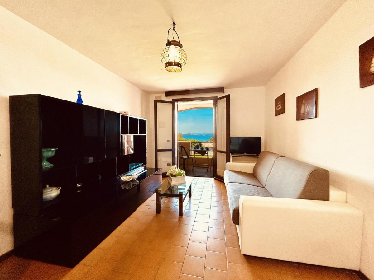 Sea View Apartment Cb Baja Sardinia Extérieur photo